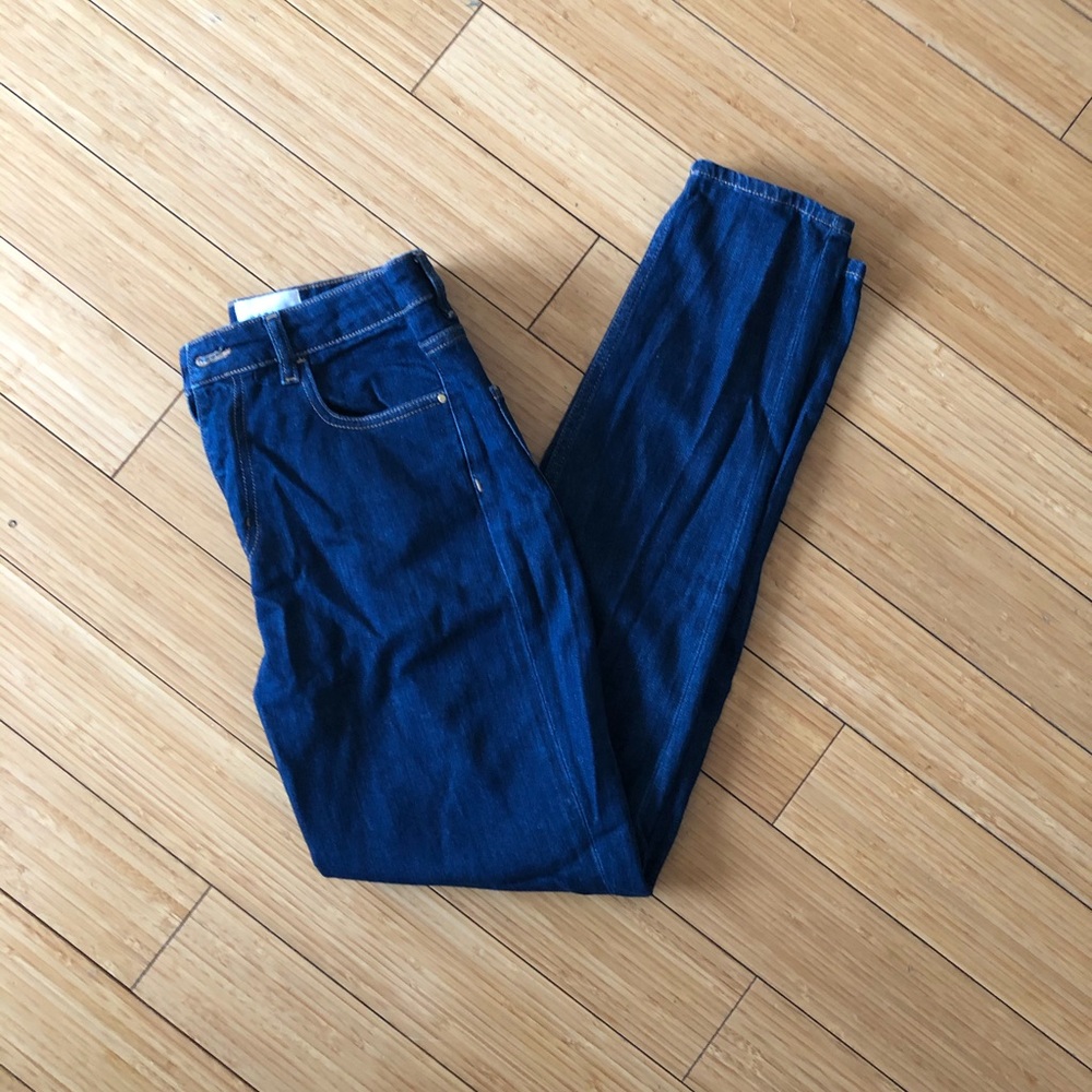 Sezane size 26 skinny jeans